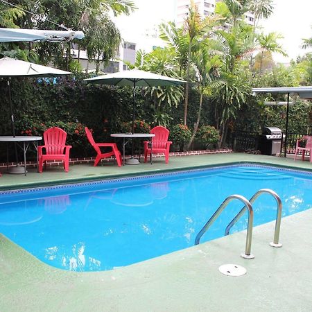 Hostal Cocos Inn Panama City Exterior photo
