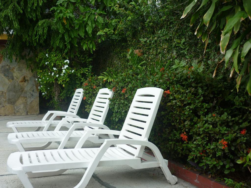 Hostal Cocos Inn Panama City Exterior photo